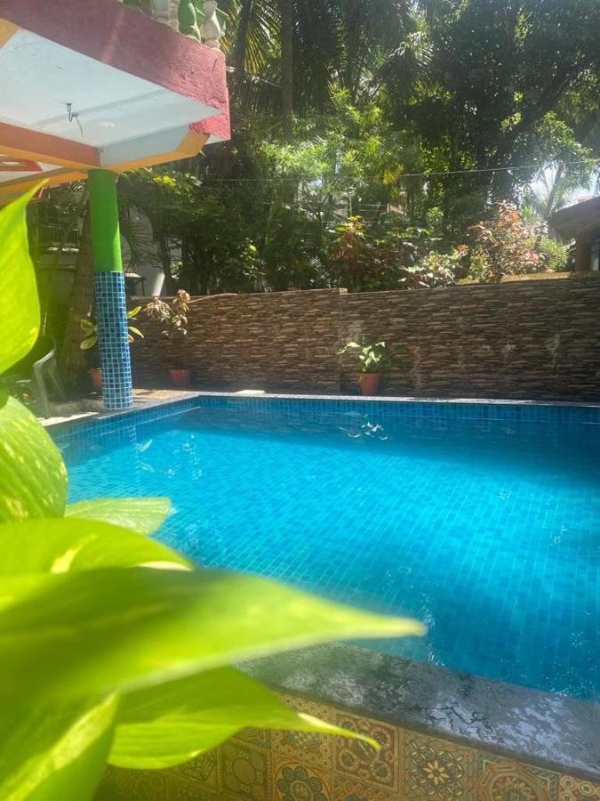 La Gabriell Beach Inn 卡兰古特 外观 照片